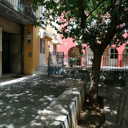 Апартаменты Brand New 